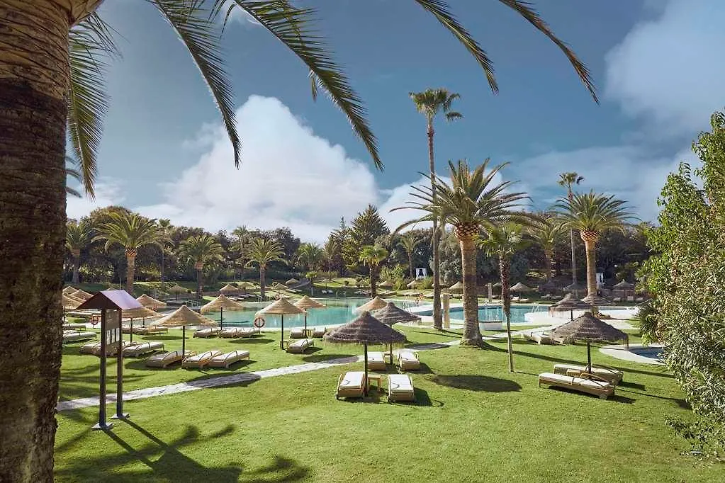 La Bobadilla, A Royal Hideaway Hotel Villanueva de Tapia 5*,