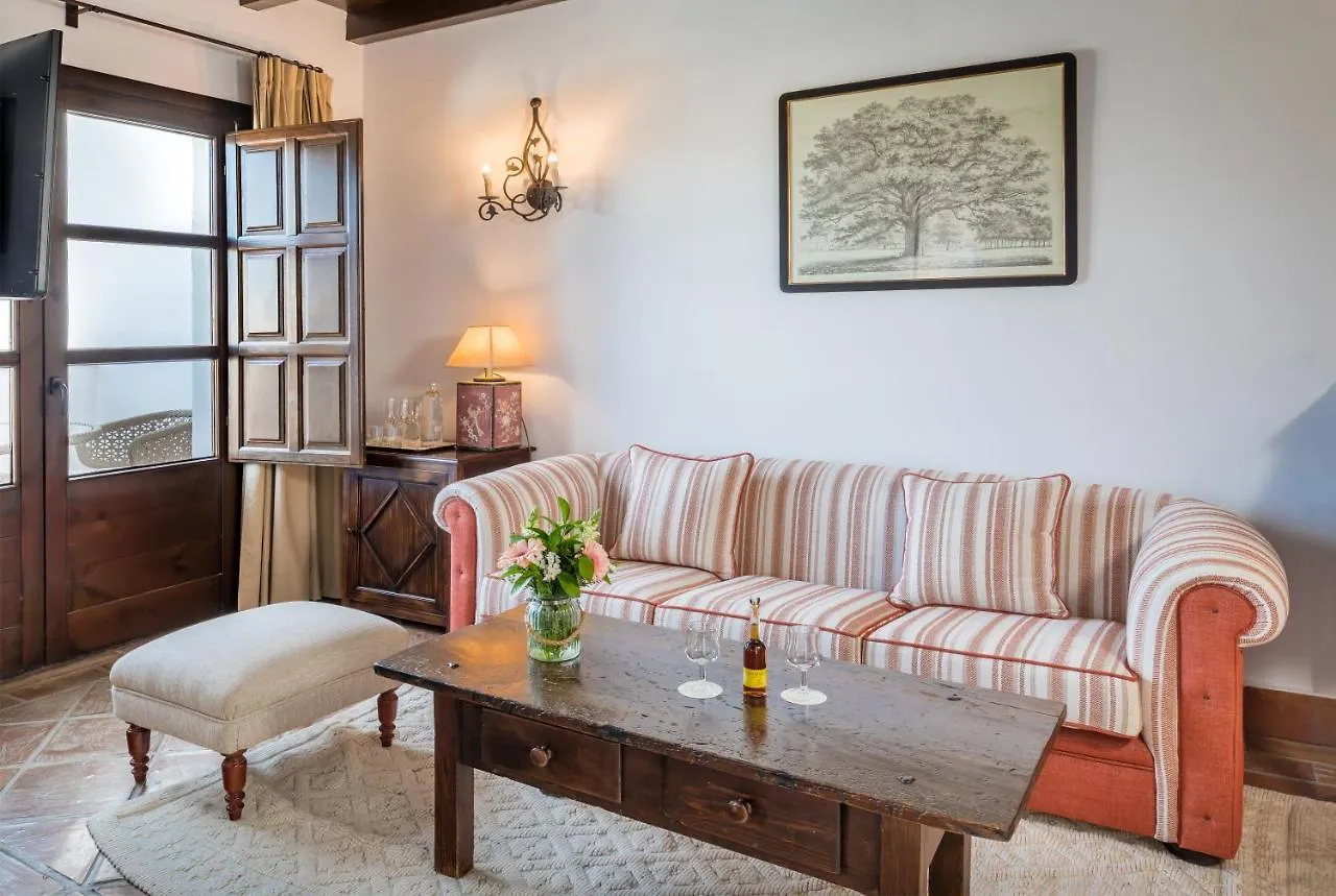 La Bobadilla, A Royal Hideaway Hotel Villanueva de Tapia 5*,
