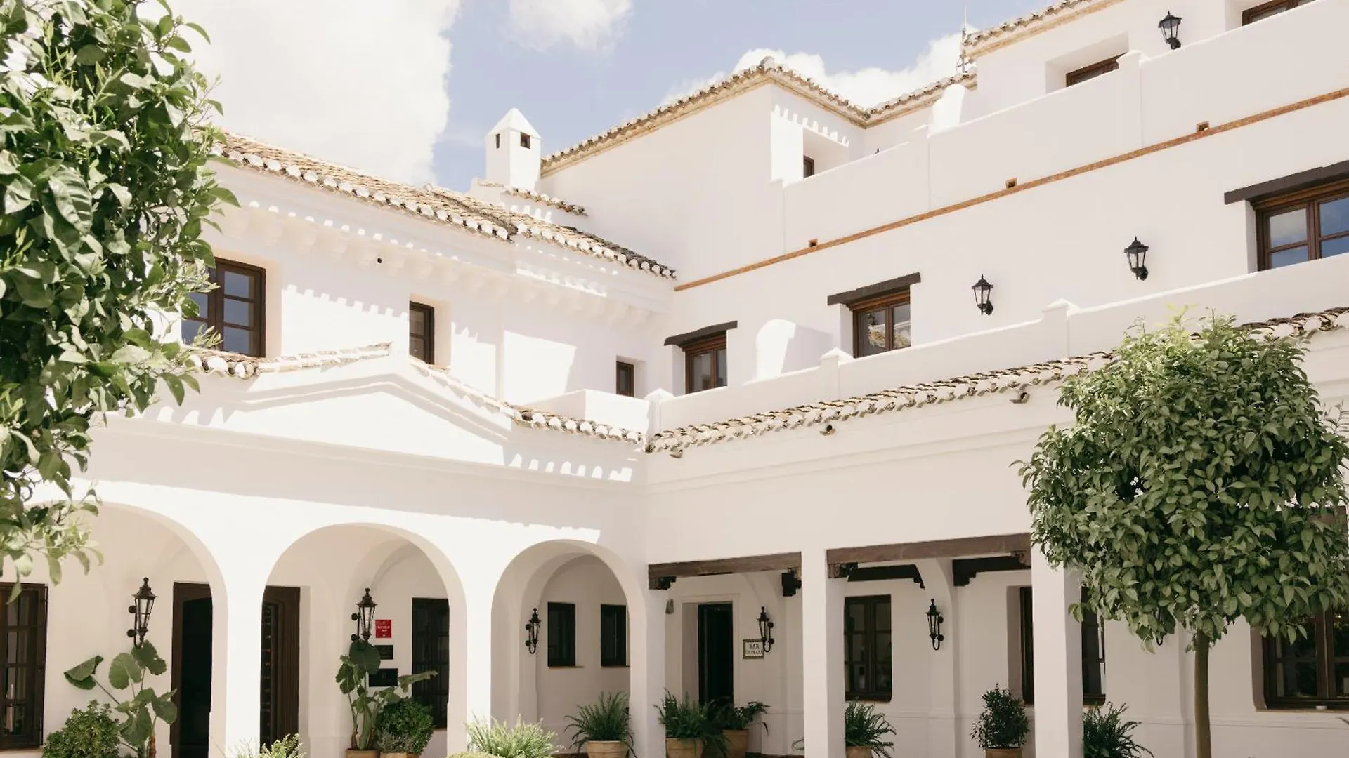 La Bobadilla, A Royal Hideaway Hotel Villanueva de Tapia