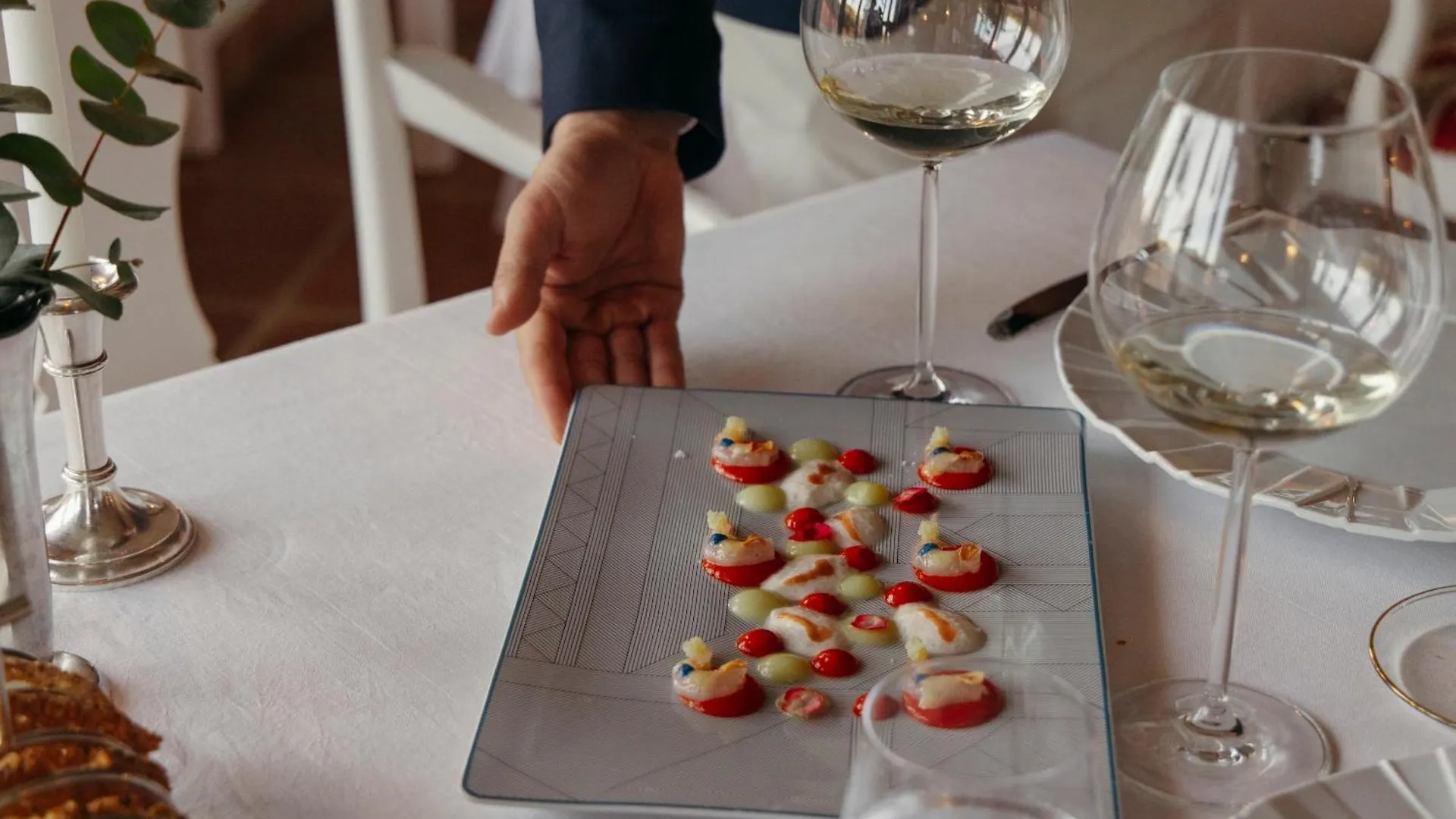 *****  La Bobadilla, A Royal Hideaway Hotel Villanueva de Tapia Spain