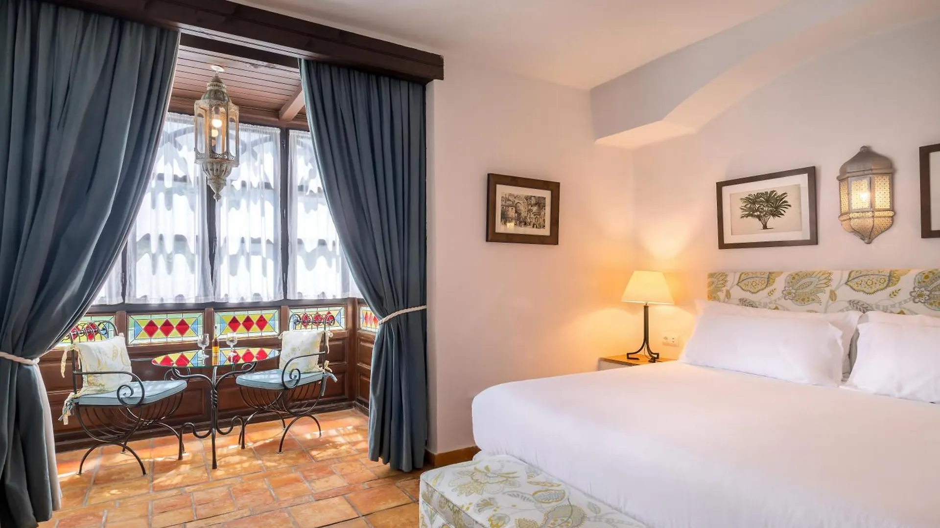 La Bobadilla, A Royal Hideaway Hotel Villanueva de Tapia 5*,